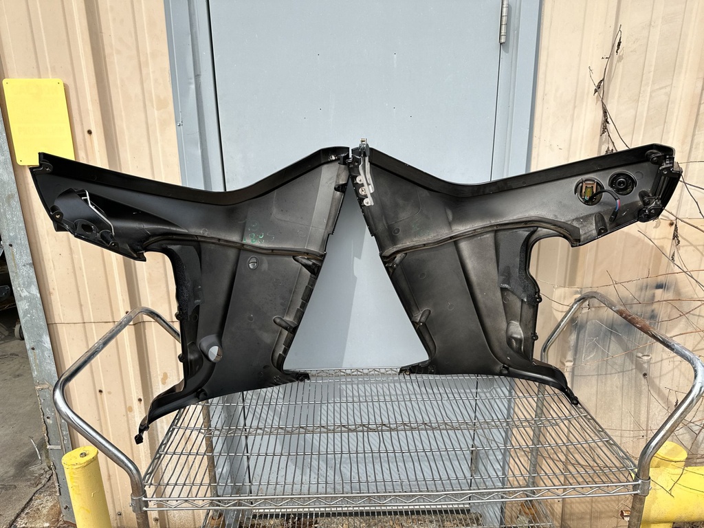 2016 Mercury 90 HP 4 Stroke Outboard Lower Apron Cover 8M0088280 OEM
