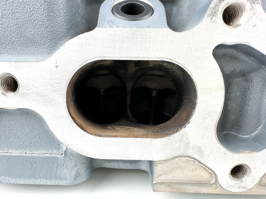 2019 Suzuki 115 HP 4 Stroke Outboard Cylinder Head 11100-90J11 OEM