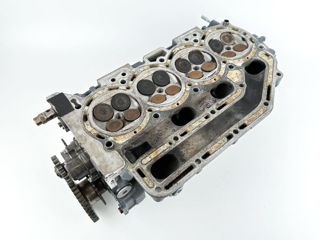 2019 Suzuki 115 HP 4 Stroke Outboard Cylinder Head 11100-90J11 OEM
