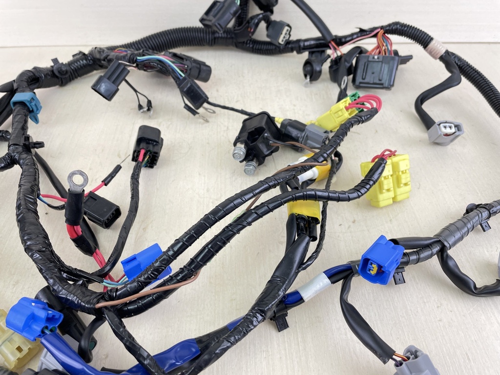 2016 Yamaha 90HP 4 Stroke Outboard Engine Wire Harness 6D8-82590-61-00