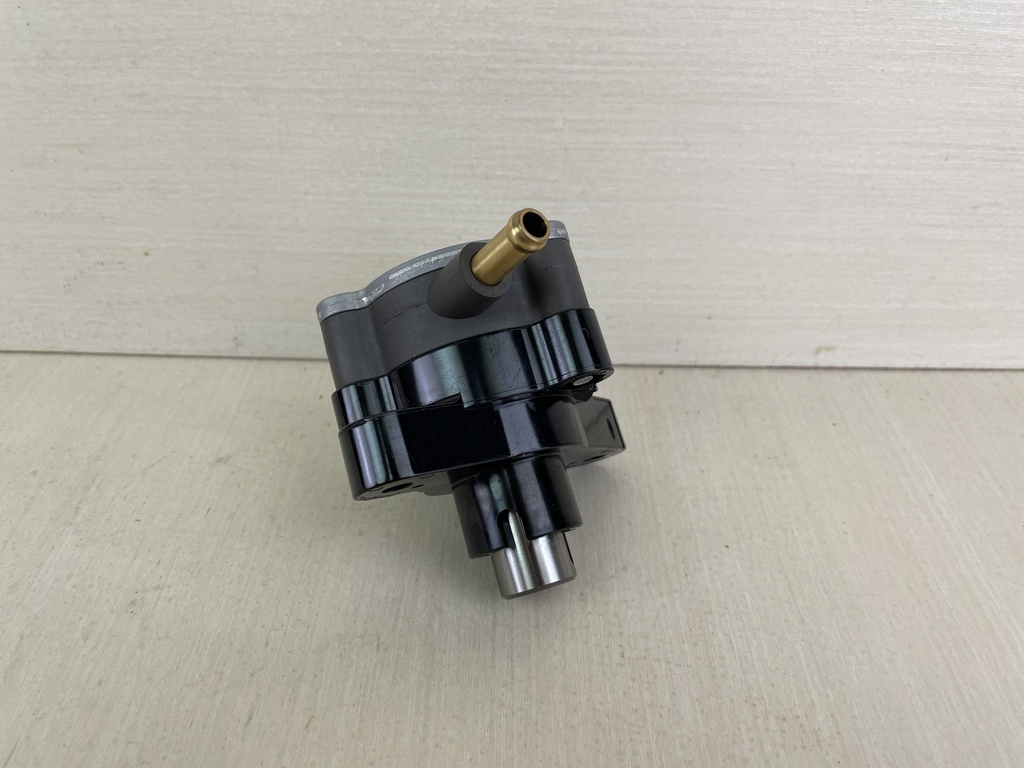 2016 Yamaha 90HP 4 Stroke Outboard Fuel Pump Assembly 6D8-24410-10-00