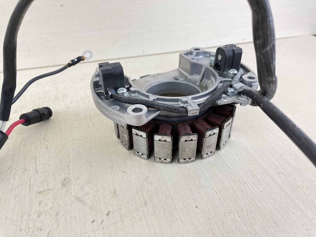 2016 Yamaha 90HP 4 Stroke Outboard Stator Coil Pulser Base Assembly 6D8-81460-00-00