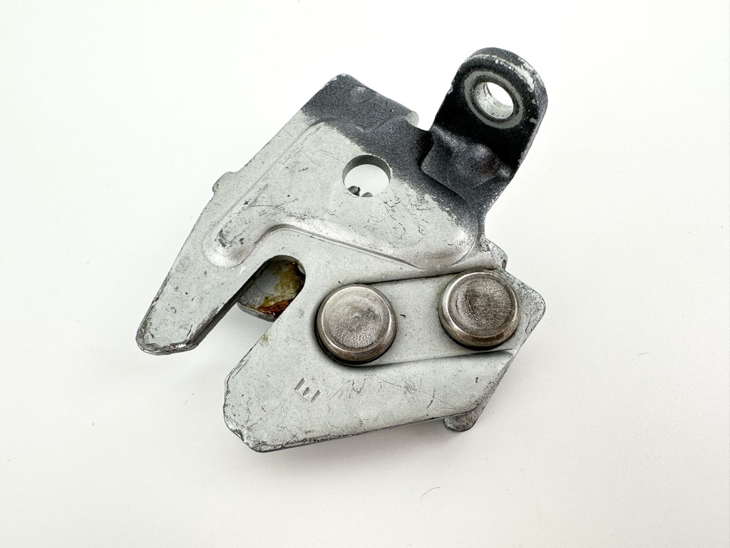 1997 Yamaha 130 HP 2 Stroke Outboard Latch Set 6R3-42824-00-00 OEM