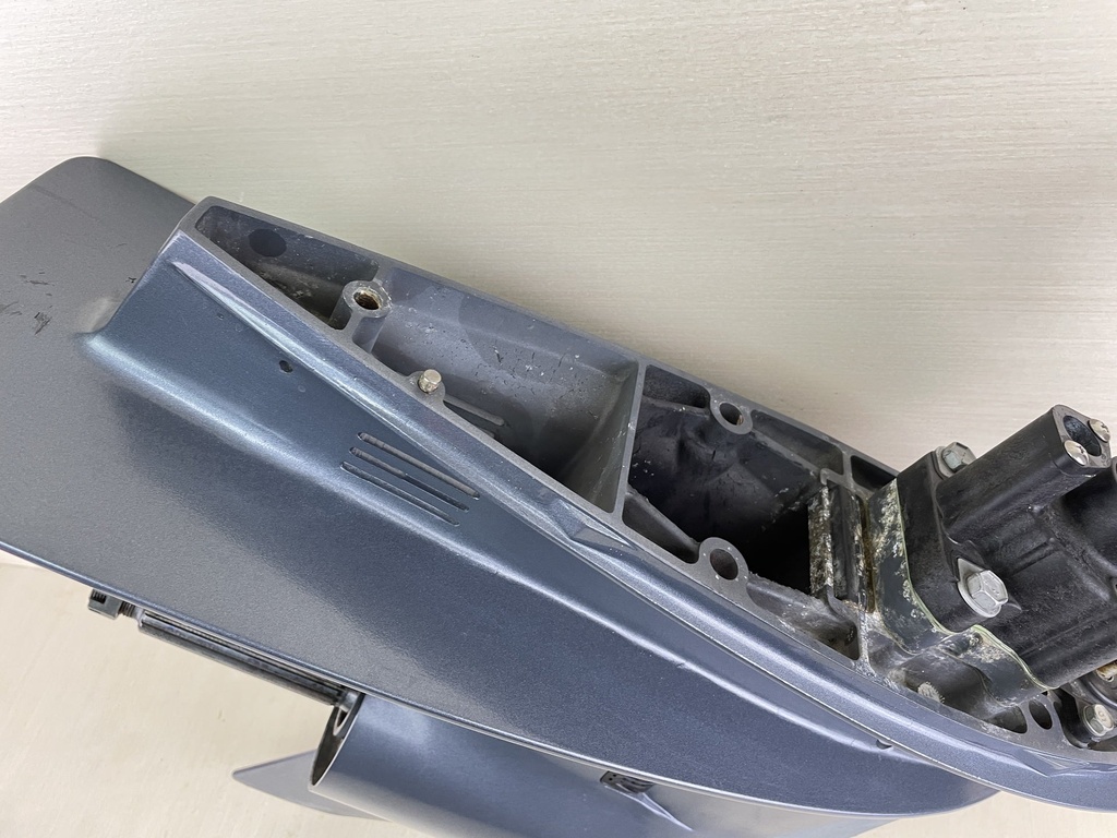 2016 Yamaha 90HP 4 Stroke Outboard 20" Long Lower Unit Gear Case 6D9-45300-13-8D