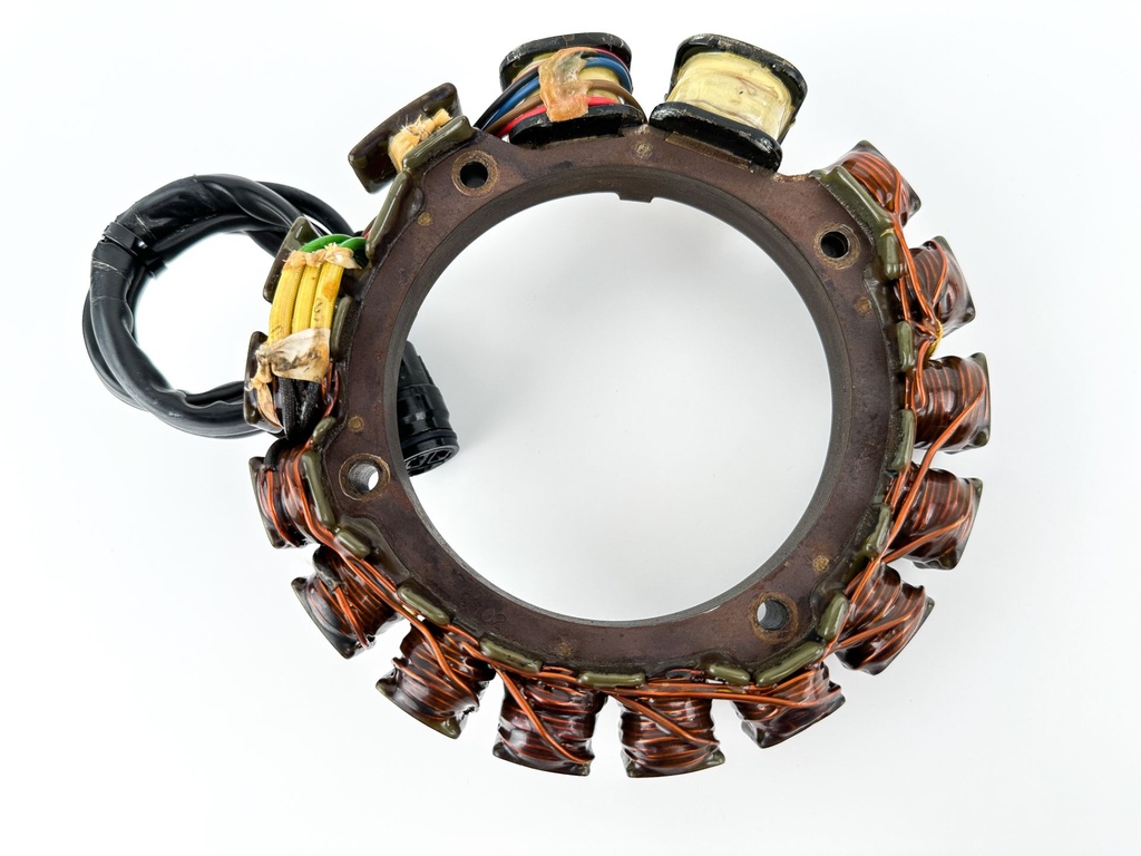 1997 Yamaha 130 HP 2 Stroke Outboard Stator Assembly 6N7-85510-00-00 Tested