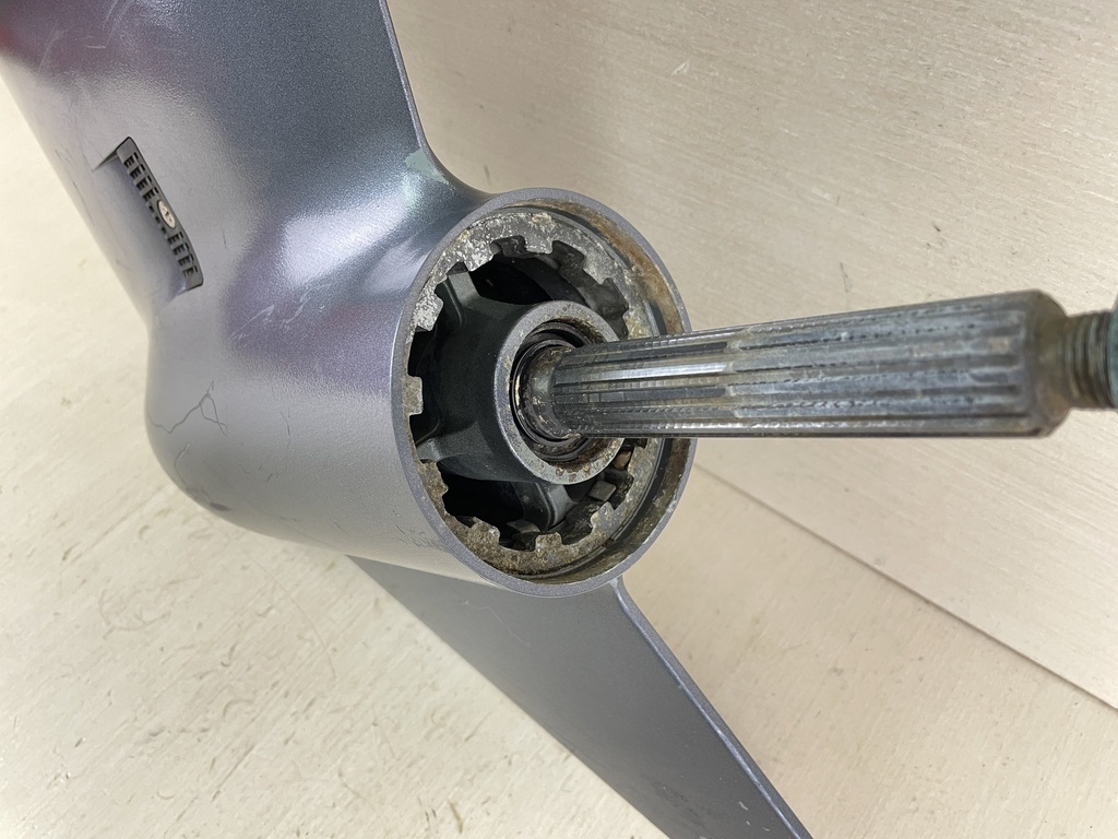 96-00 Yamaha 50HP 4 Stroke Outboard 20" Lower Unit Gear Case Assembly 64J-45300-12-4D