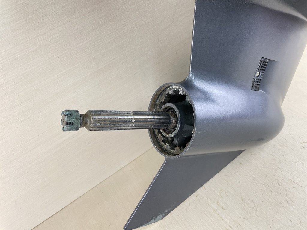 96-00 Yamaha 50HP 4 Stroke Outboard 20" Lower Unit Gear Case Assembly 64J-45300-12-4D