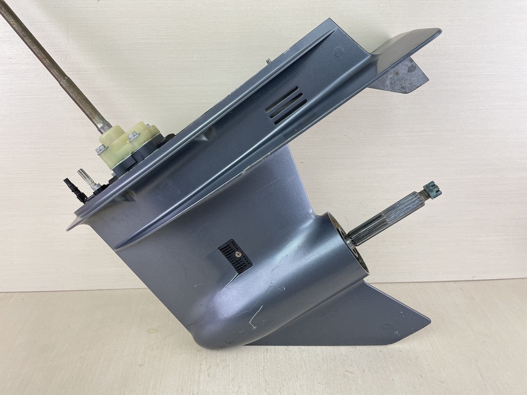 96-00 Yamaha 50HP 4 Stroke Outboard 20" Lower Unit Gear Case Assembly 64J-45300-12-4D