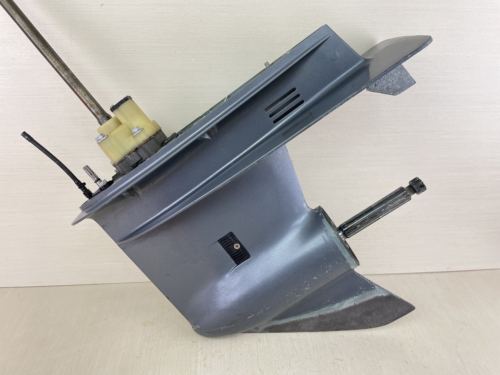 6H3-45300-17-8D Yamaha 1984-2009 20" Long Lower Unit Gear Case 60 70 HP