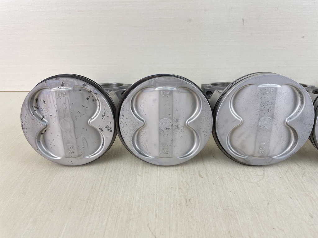 2002-2005 Yamaha 200 225 HP 4 Stroke Outboard Piston & Connecting Rod 69J-11631-00-B0