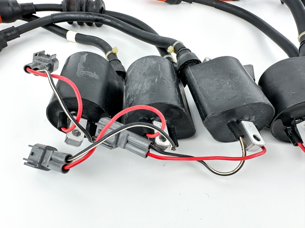 2002-2003 Yamaha 200 HP 2 Stroke Outboard Ignition Coil Set 68F-82310-11-00