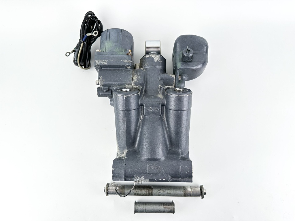 Yamaha 150HP Outboard Engine Power Trim & Tilt Unit Assembly 63P-43800-23-00