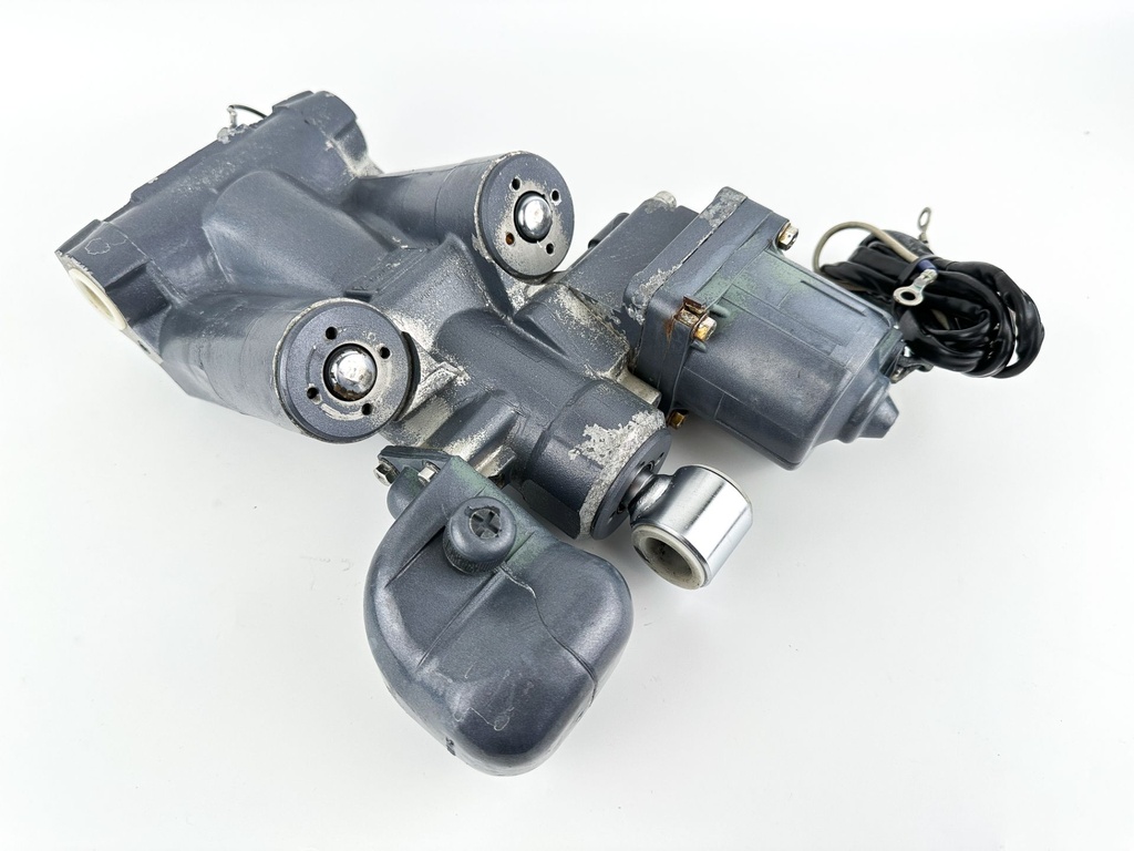 Yamaha 150HP Outboard Engine Power Trim & Tilt Unit Assembly 63P-43800-23-00