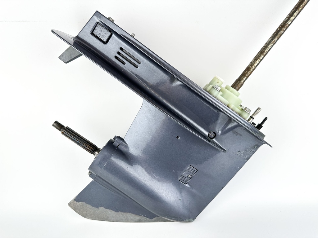1995 - 2009 Yamaha 50HP 2 Stroke Outboard 20" Long Lower Unit Gear Case