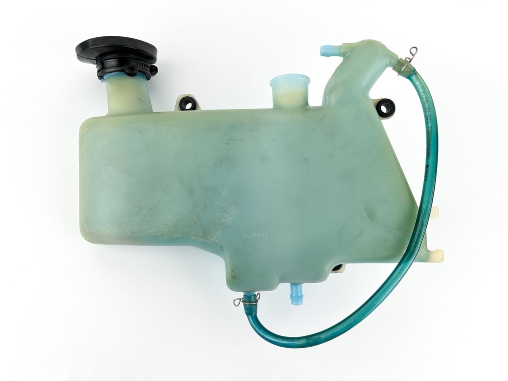2002 Yamaha 50 HP 2 Stroke Outboard Oil Tank 63D-21707-00-00 OEM