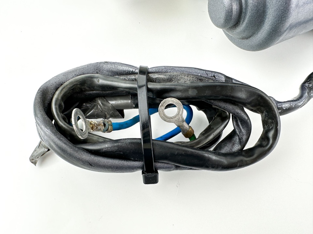 Yamaha 40 50 HP 4 Stroke Outboard Power Trim Tilt Unit 62Y-43800-00-4D OEM