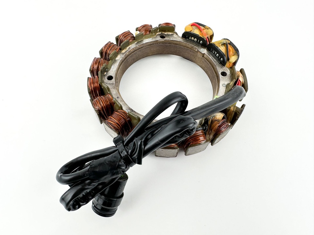 1997 Yamaha 130 HP 2 Stroke Outboard Stator Assembly 6N7-85510-00-00 OEM