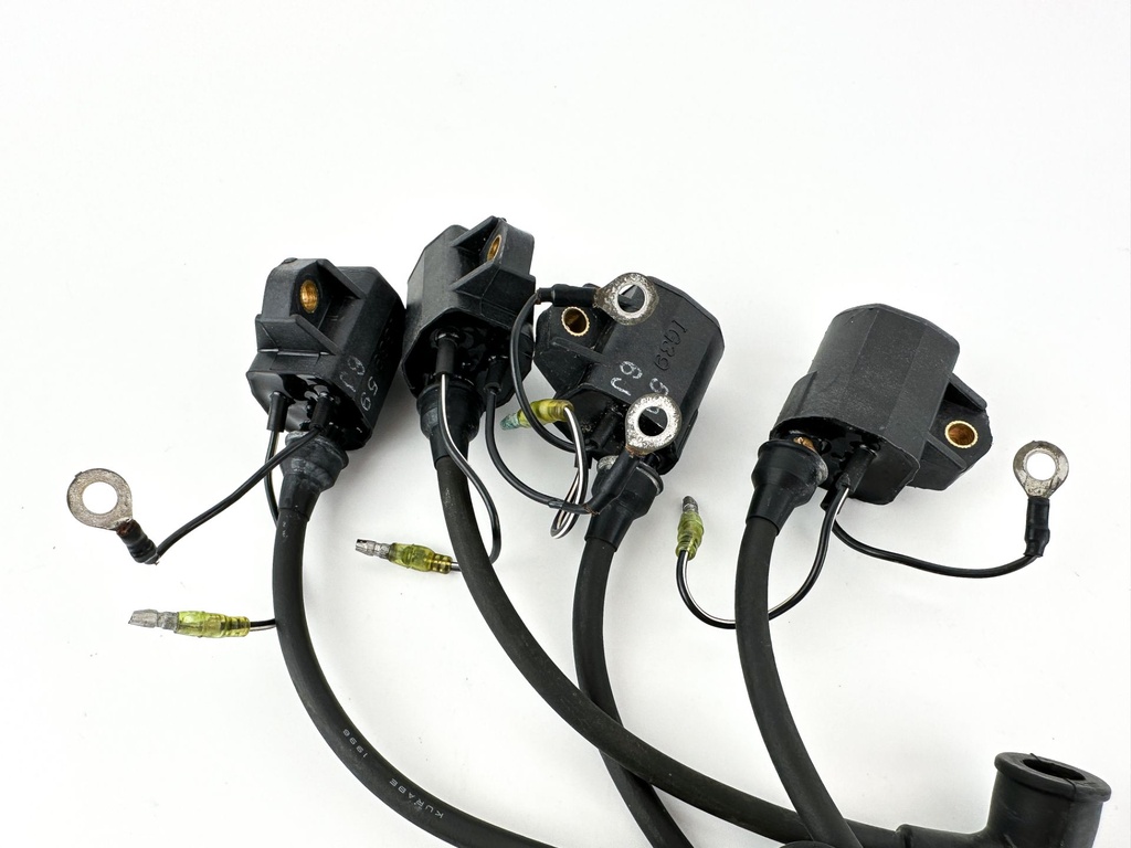 1997 Yamaha 130 HP 2 Stroke Outboard Ignition Coil Set 6R3-85570-01-00 OEM