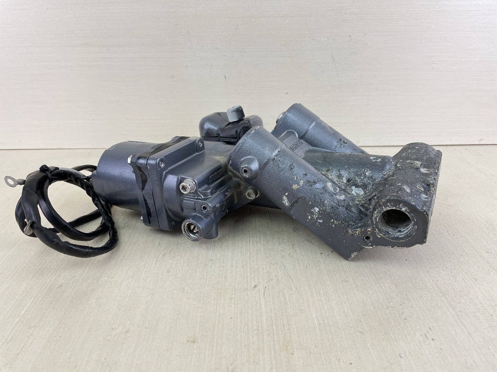 Yamaha 115HP 4 Stroke Outboard Power Trim & Tilt Unit Assembly 68V-43800-02-4D
