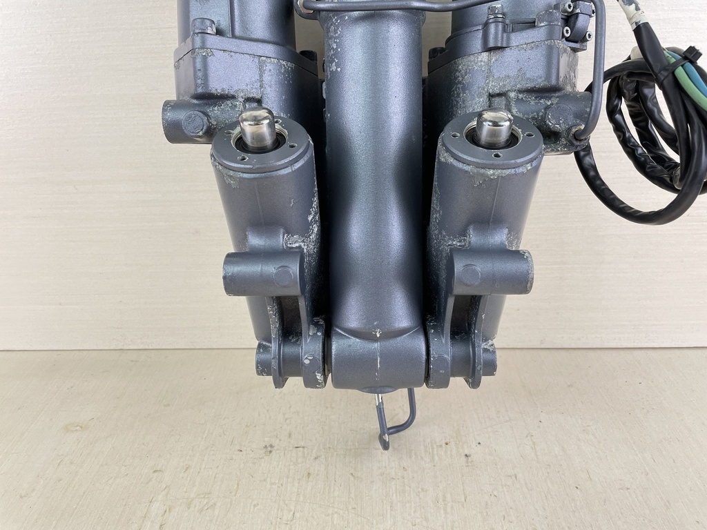 02-18 Yamaha 200 225 250 300 HP 4 Stroke Outboard Power Trim Tilt Unit 69J-43800-00-4D
