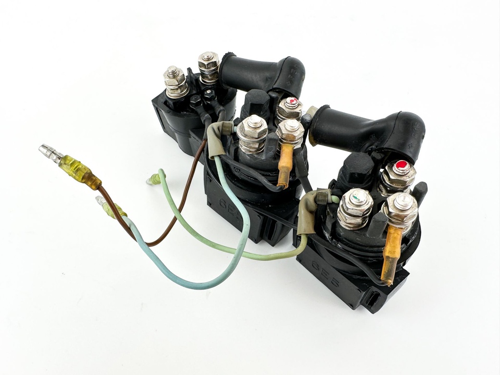 2001 Yamaha 80 HP 4 Stroke Outboard Trim Tilt Relay 6E5-8195B-01-00 OEM