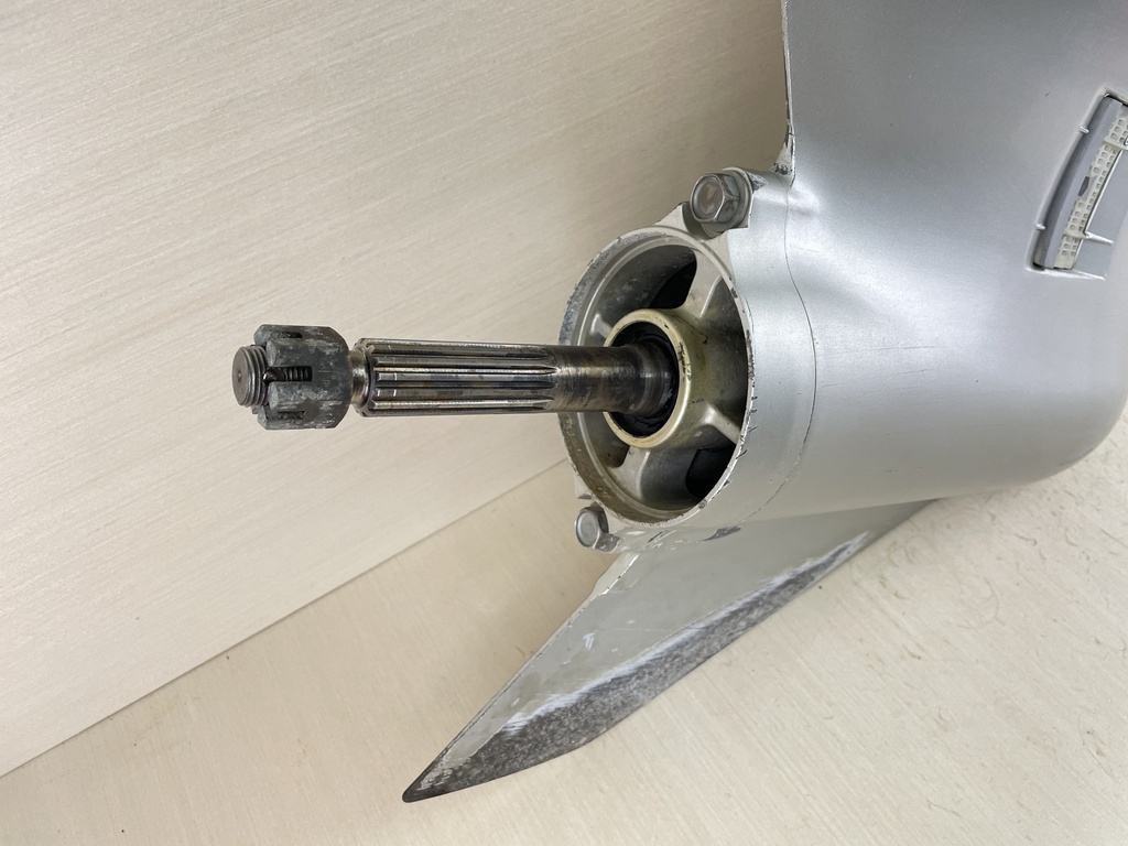 2005 Honda 225HP 4 Stroke Outboard 25" XL Lower Unit Gear Case Counter Rotation LH