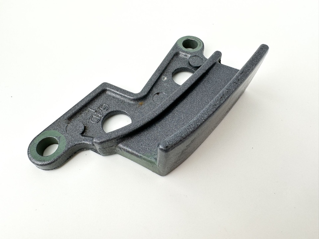 2005 Yamaha 200 HP 2 Stroke Outboard Cable Cover Plate 64D-42725-30-00 OEM
