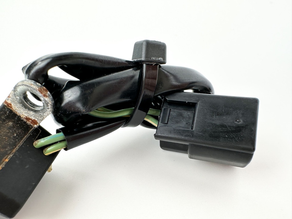 2005 Yamaha 200 HP 2 Stroke Outboard Crankshaft Position Sensor CPS 61A-85895-00-00 OEM