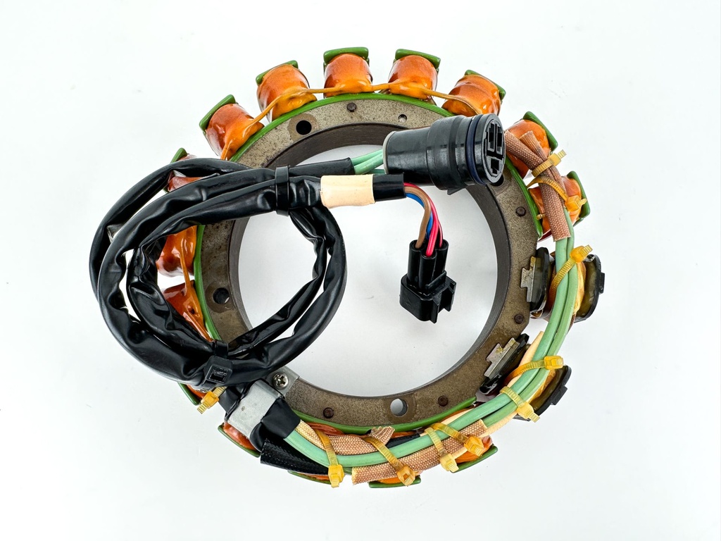 2005 Yamaha 200 HP 2 Stroke Outboard Stator W/ Pulser Coil 65L-85510-00-00 OEM
