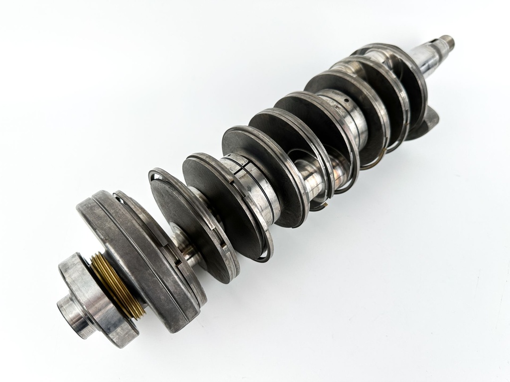 2005 Yamaha 200 HP 2 Stroke Outboard Crankshaft 67H-11411-01-00 OEM