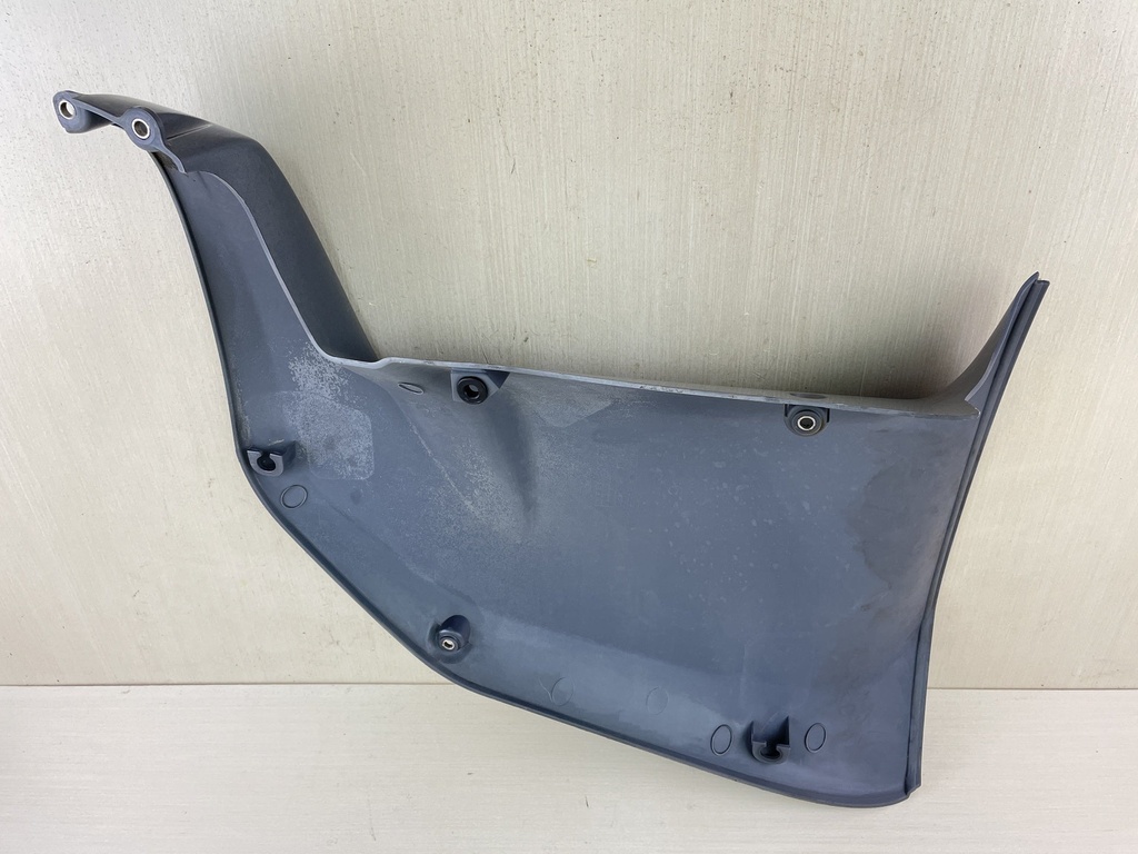 2003 Yamaha 225HP 4 Stroke Outboard Lower Apron Cowling Cover Set 69J-42771-00-8D