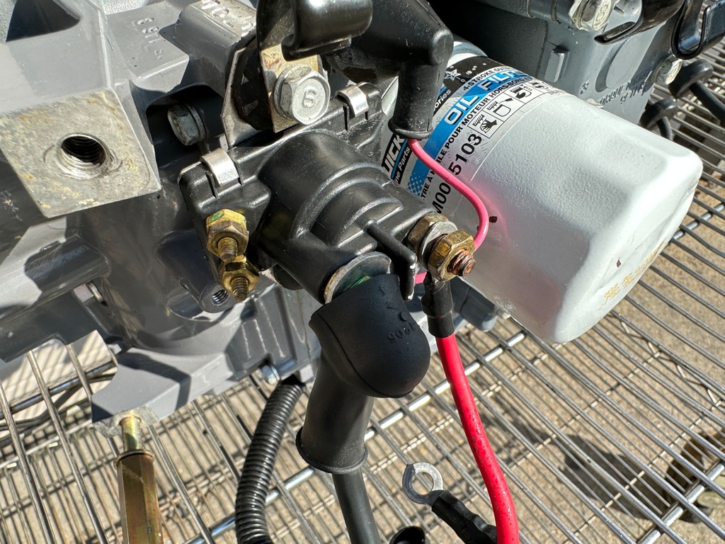 2005 Yamaha 25 HP 4 Stroke Outboard Powerhead 65W-W009B-12-1S OEM