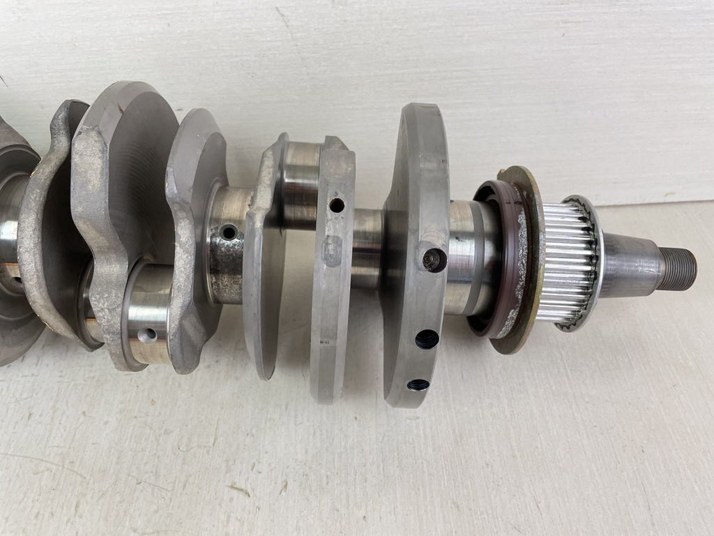 2002-2007 Yamaha 200 225HP 4 Stroke Outboard Crankshaft Crank 69J-11411-00-00