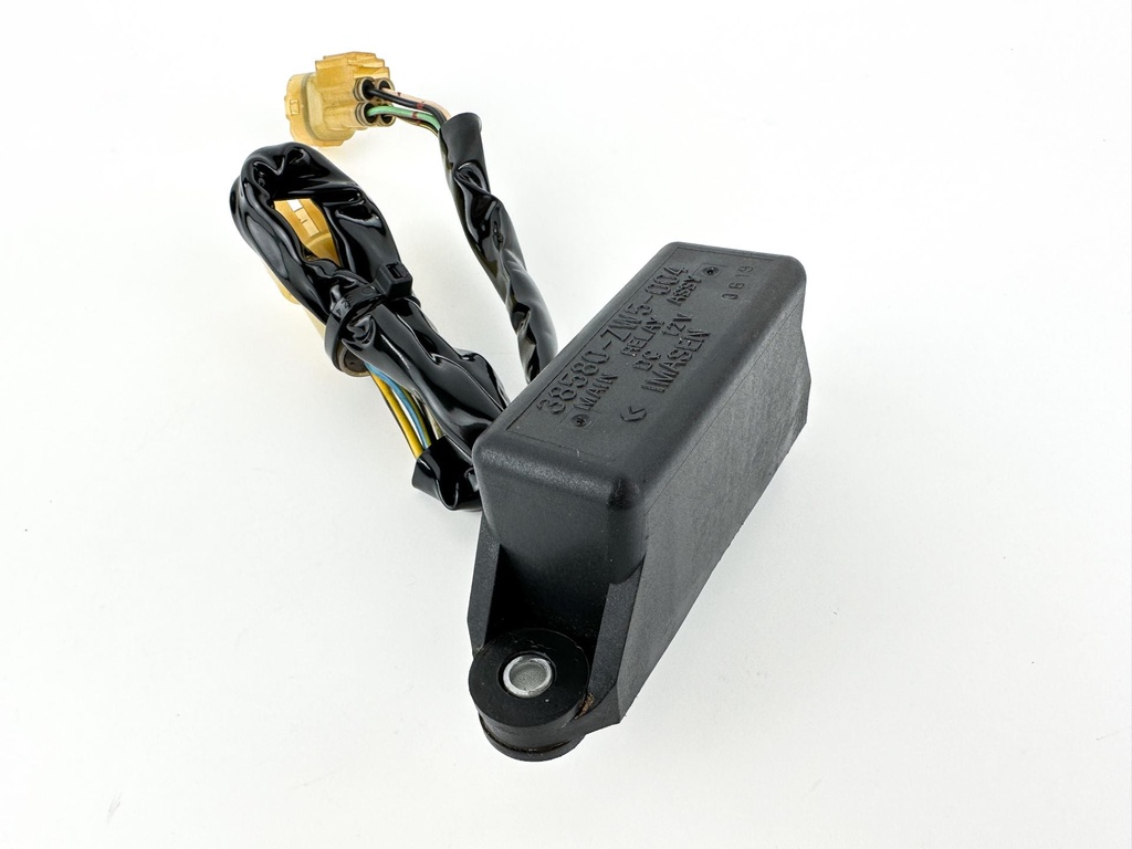 2001 Honda 130 HP 4 Stroke Outboard Main Relay 06380-ZW5-000 OEM