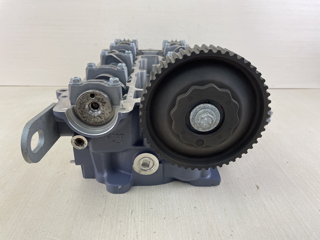 2003 Yamaha 200 225 HP 4 Stroke Outboard Cylinder Head Starboard 69J-W009A-01-1S