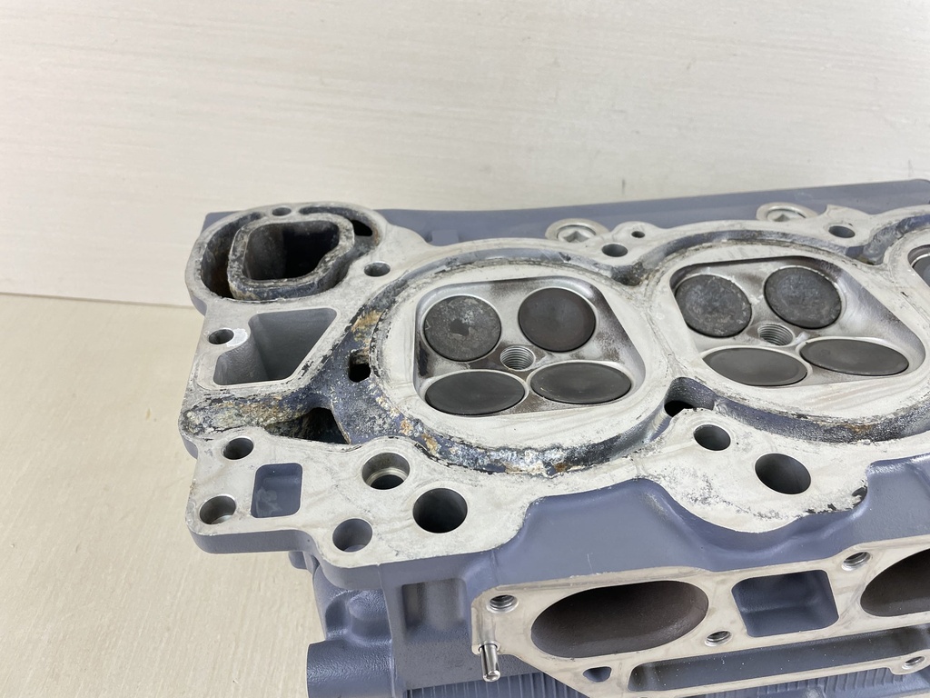 2003 Yamaha 200 225 HP 4 Stroke Outboard Cylinder Head Port 69J-W009C-01-1S