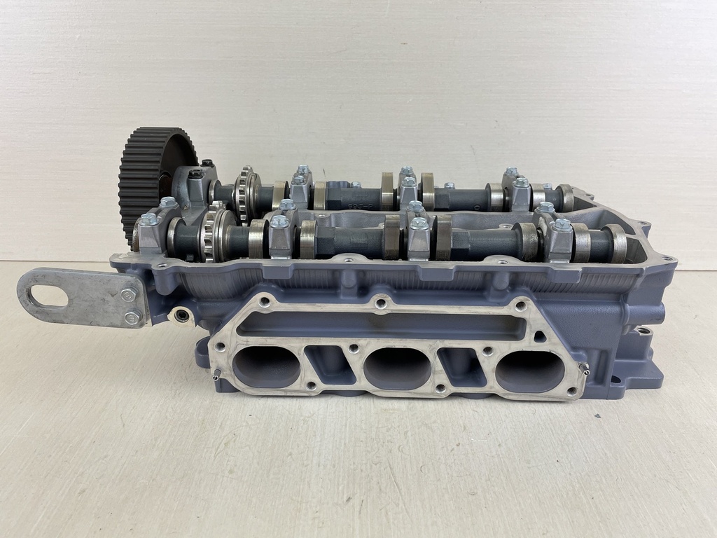 2003 Yamaha 200 225 HP 4 Stroke Outboard Cylinder Head Port 69J-W009C-01-1S