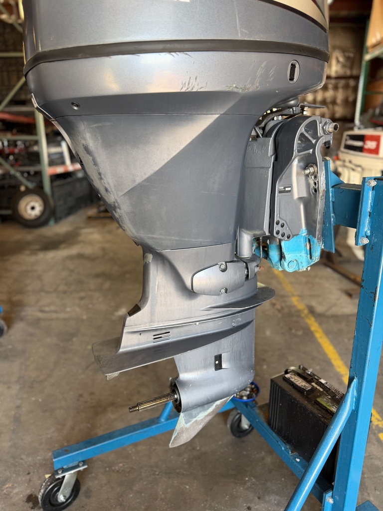 2003 Yamaha 75HP 4 Stroke Outboard Engine W/ 20" Shaft Carbureted