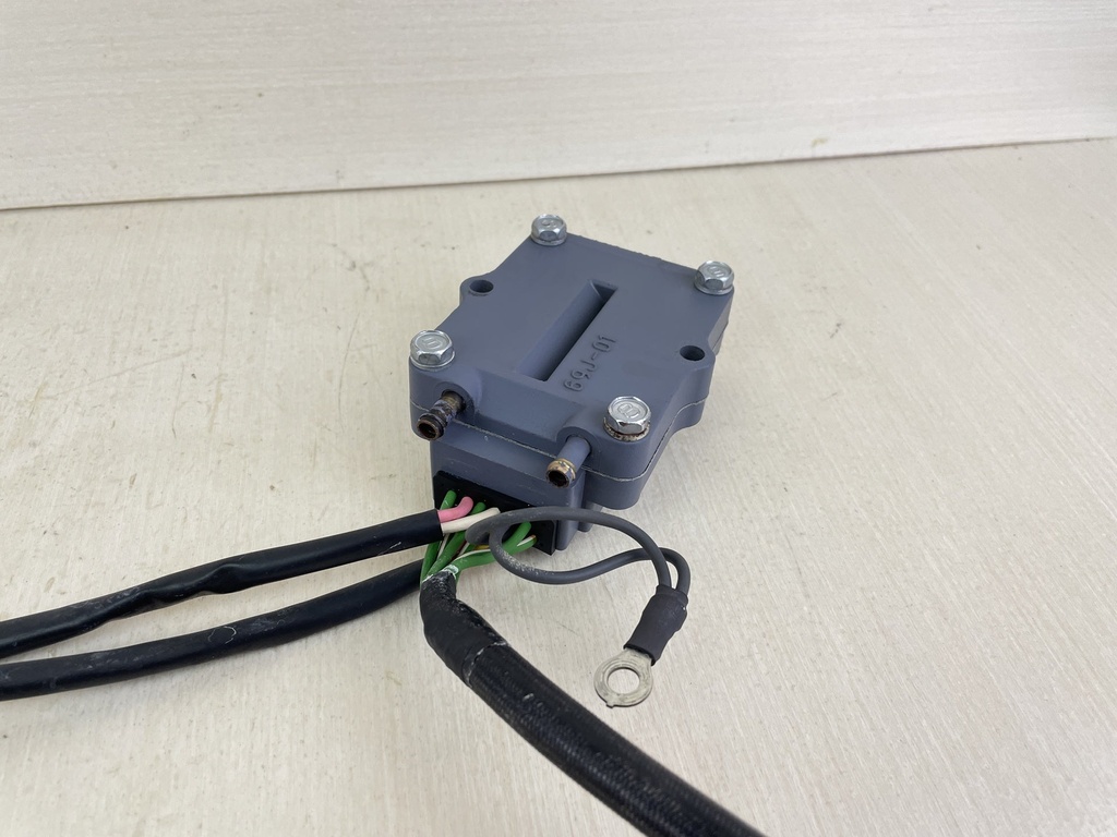 2003 Yamaha 200 225 HP 4 Stroke Outboard Rectifier & Regulator Assembly 69J-81960-10-00