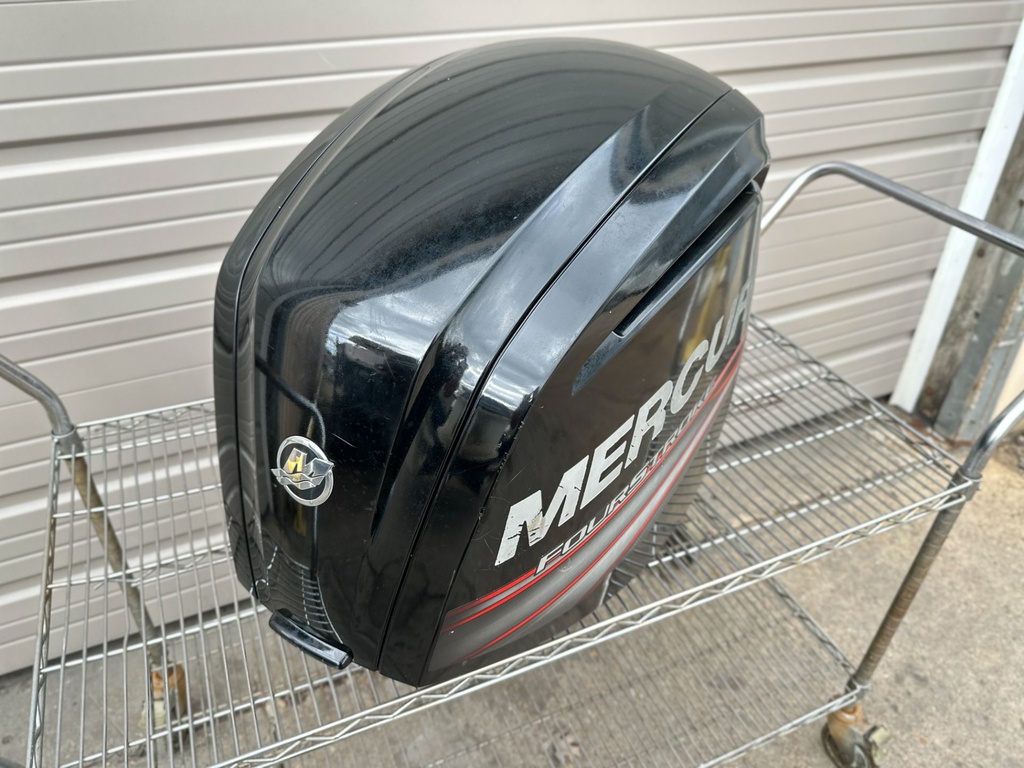 2015 Mercury 115 HP 4 Stroke Outboard Top Cowling 8M0087994 OEM