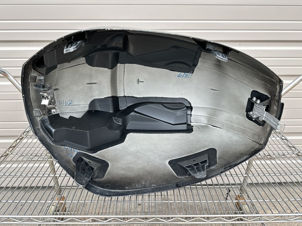 2015 Mercury 115 HP 4 Stroke Outboard Top Cowling 8M0087994 OEM