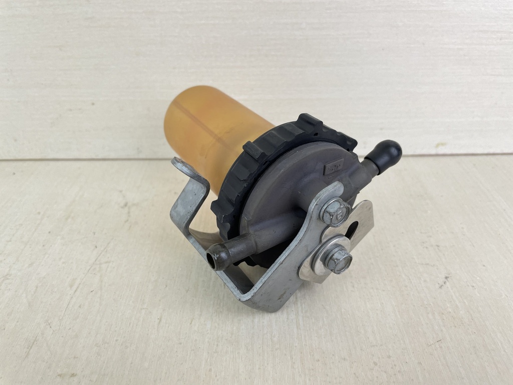 2003 Yamaha 200 225 HP 4 Stroke Outboard Fuel Filter Assembly 65L-24560-00-00