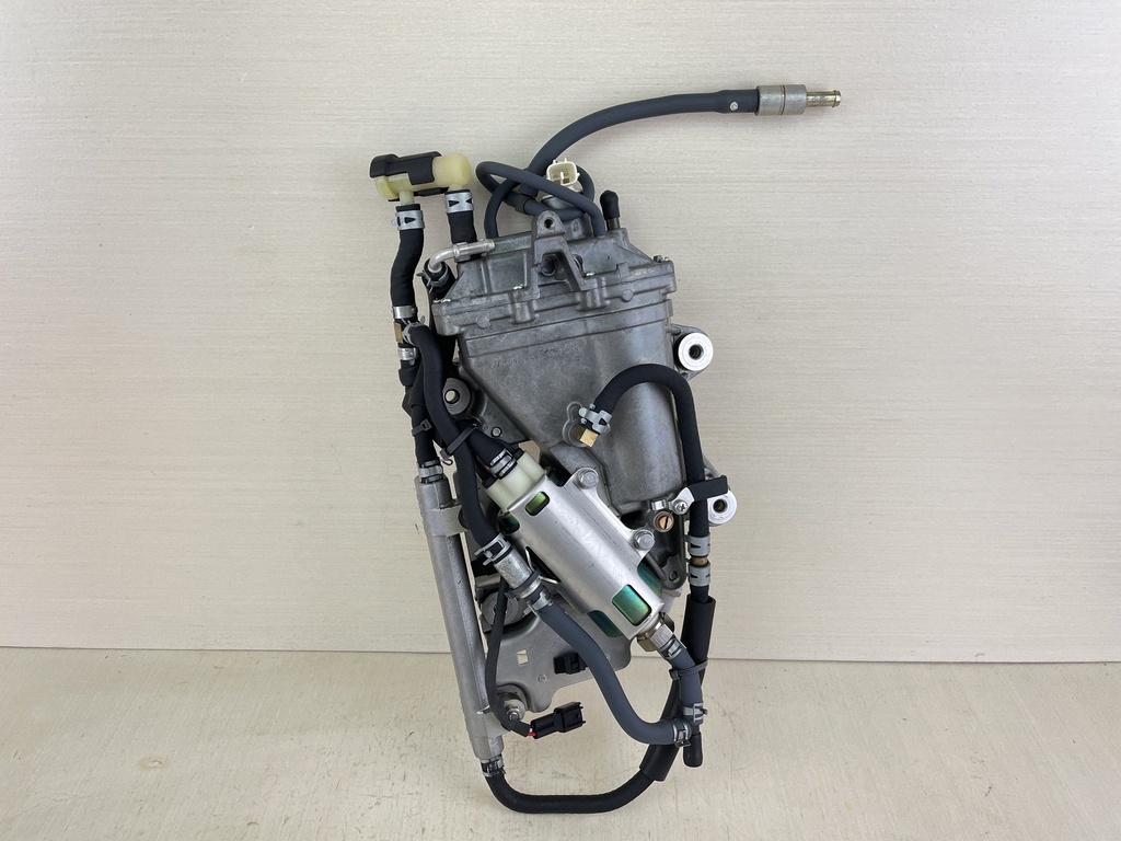 2003 Yamaha 200 225 HP 4 Stroke Outboard Fuel Float Chamber VST 69J-14180-10-00