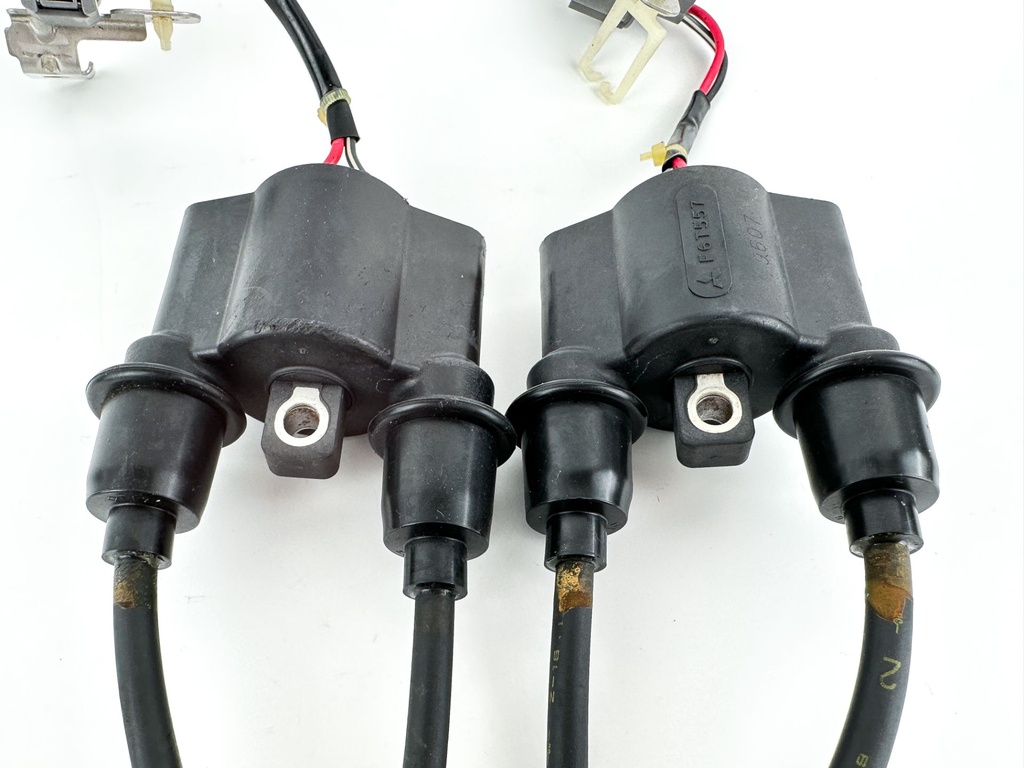 2020 Yamaha 150 HP 4 Stroke Outboard Ignition Coil Set 63P-82310-01-00 OEM