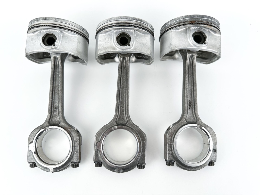 2020 Yamaha 150 HP 4 Stroke Outboard Piston W/ Connecting Rod 63P-11631-10-93 OEM