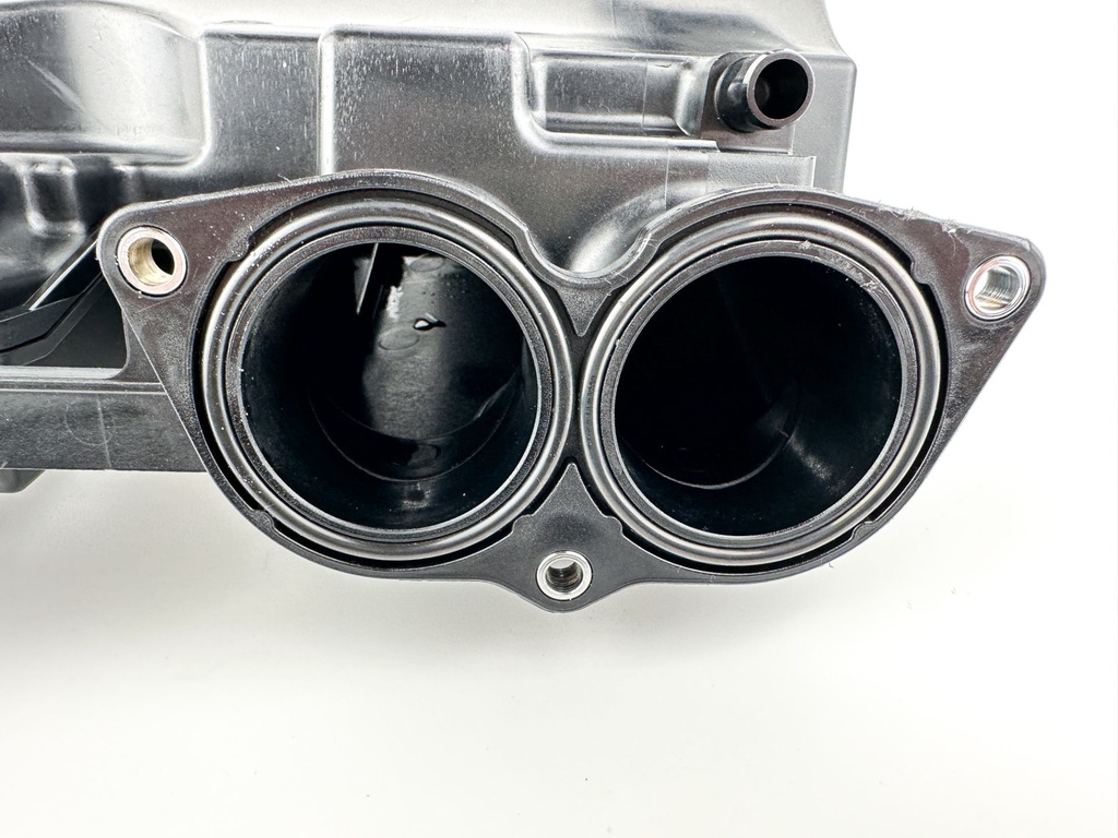 2020 Yamaha 150 HP 4 Stroke Outboard Intake Air Silencer Assembly 63P-14440-00-00 OEM