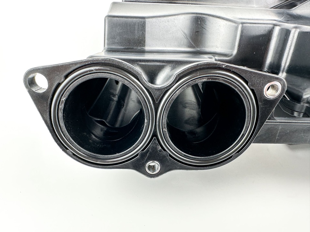 2020 Yamaha 150 HP 4 Stroke Outboard Intake Air Silencer Assembly 63P-14440-00-00 OEM