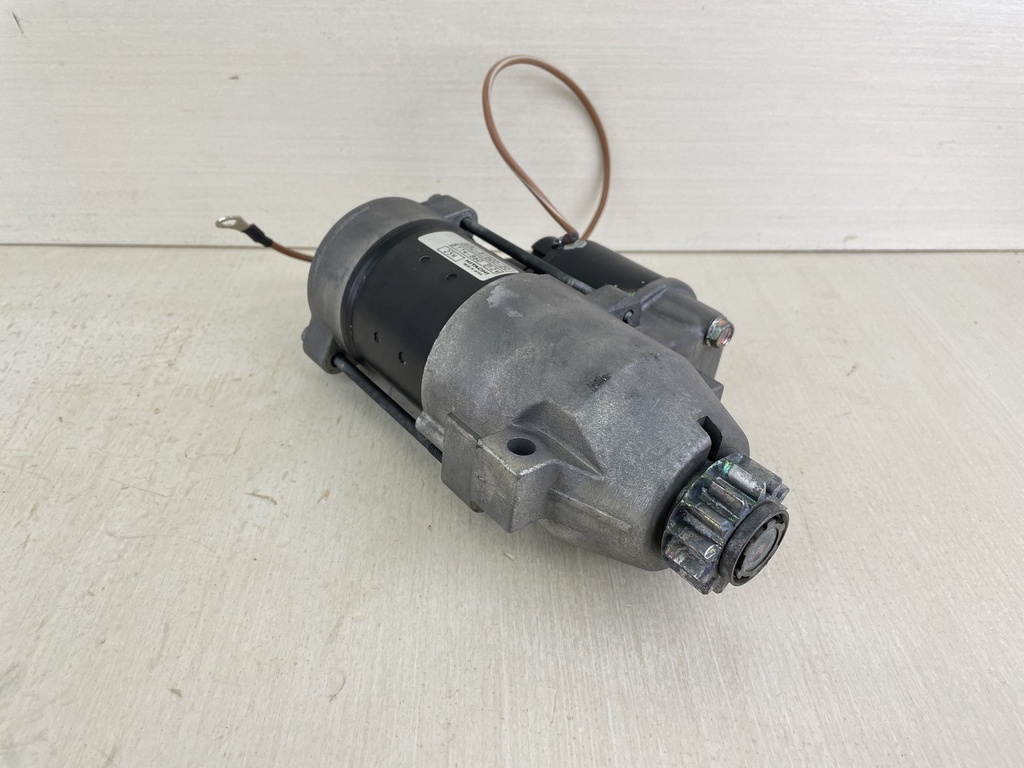 02-10 Yamaha 200 225 HP 4 Stroke Outboard Starter Motor Assembly 69J-81800-00-00