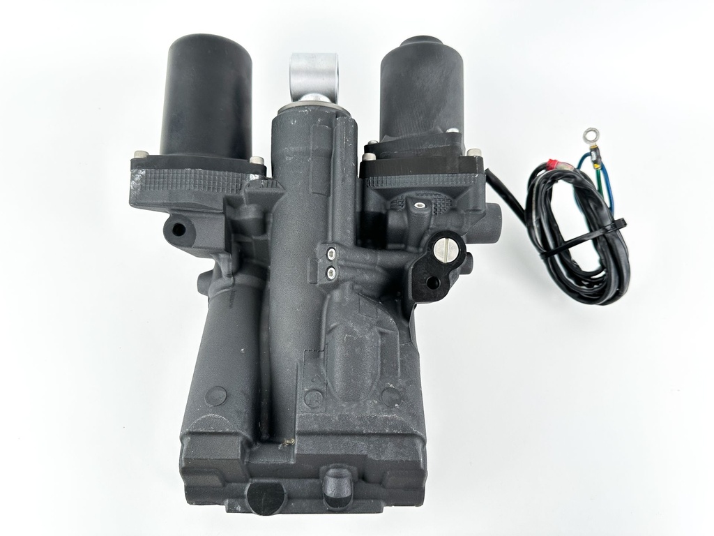 Yamaha 150HP Outboard Engine Power Trim & Tilt Unit Assembly 63P-43800-23-00