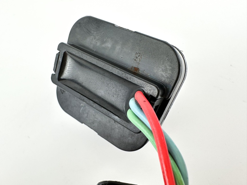 2017 Yamaha 150 HP 4 Stroke Outboard Trim Switch 69J-82563-01-00 OEM